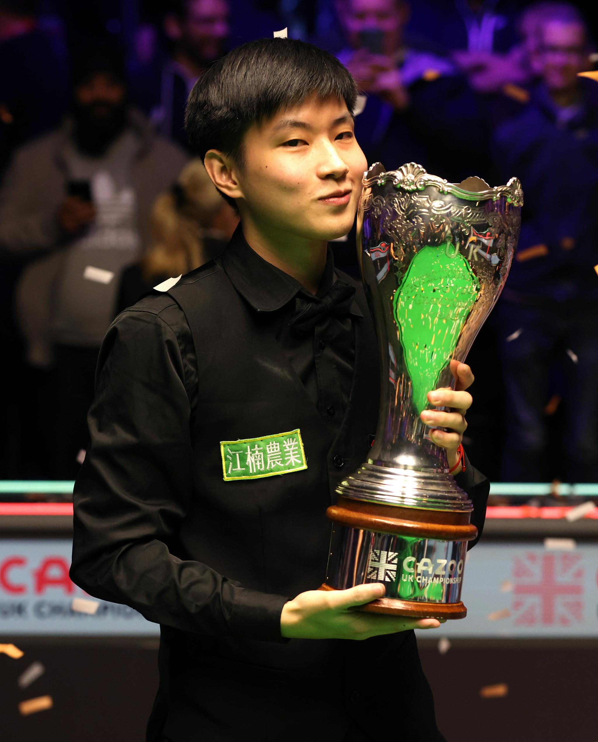 他清楚地意 他清楚地意