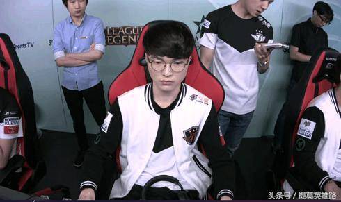 怒斥背后 怒斥背后