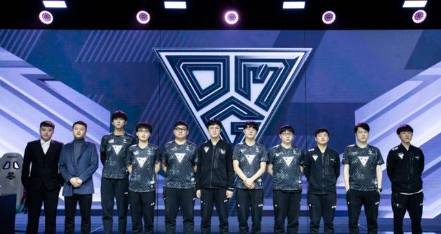 在此过程中 在此过程中