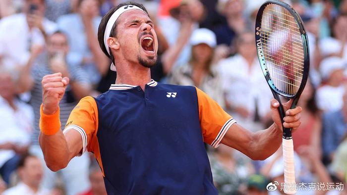 且不论他过 且不论他过