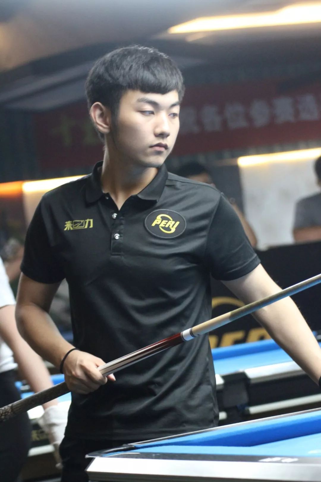 近1亿英镑 近1亿英镑